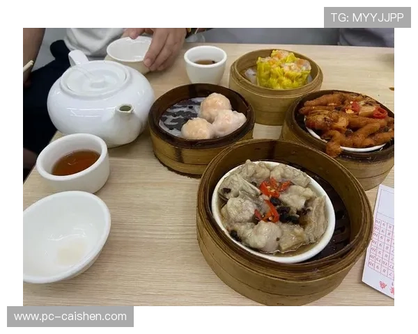 澳门金鼎娱乐城的餐饮娱乐一体化，满足宾客多样化的美食与娱乐需求